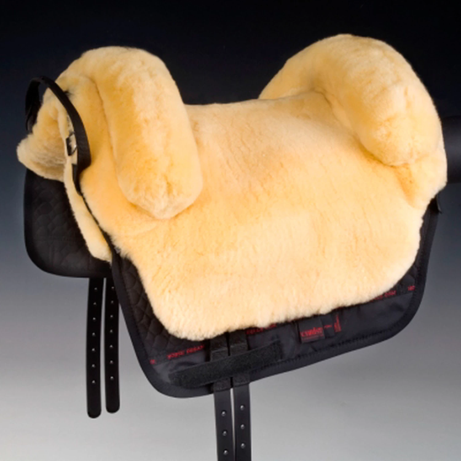 Christ Bareback Iberica Plus Lammfellsattel 4 Christ Bareback Iberica Plus Lammfellsattel – Bild 2