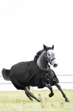 Horze Nevada Mittelschwere Regendecke, 200g -Reitsportbedarf 24574 bl 02