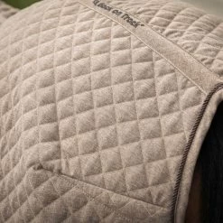 Back On Track Haze Kollektion Gesteppte Stalldecke, 200g (125-135cm) 28 Back On Track Haze Kollektion Gesteppte Stalldecke, 200g (125-135cm) -Reitsportbedarf 333191 BR 7