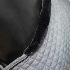 Back On Track Haze Kollektion Gesteppte Stalldecke, 200g (125-135cm) 35 Back On Track Haze Kollektion Gesteppte Stalldecke, 200g (125-135cm) -Reitsportbedarf 333191 G 3