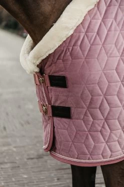 Kentucky Horsewear Velvet Pony Turnierdecke, 160g -Reitsportbedarf 336616 RRPI 4