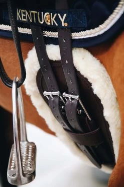 Kentucky Horsewear Anatomischer Lammfell Gurtschoner -Reitsportbedarf 338010 NAT 5