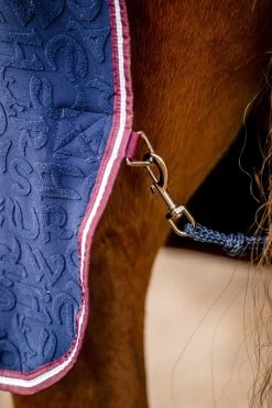 Horseware Embossed Cosy Neck Abschwitzdecke -Reitsportbedarf 340951 DB BU 4