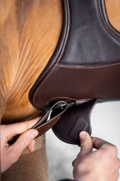 LeMieux Gel-Tek Anatomischer Stollengurt Mit Magnet 13 LeMieux Gel-Tek Anatomischer Stollengurt Mit Magnet -Reitsportbedarf YJSY5 780 04